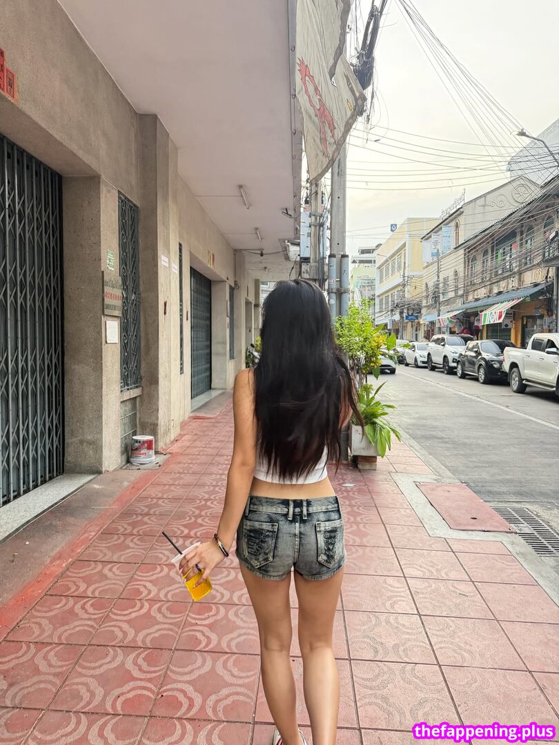 Saipetch B. / aaomhelloo Fotografie OnlyFans Dezbrăcată #218