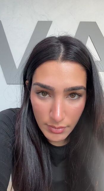 Full leaked Adolladola private onlyfans photo