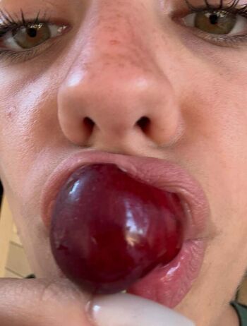 Full leaked Agataisokay private onlyfans photo