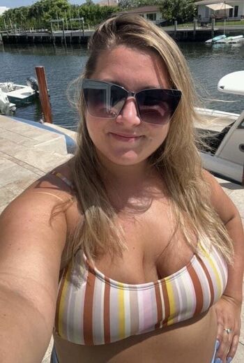 Full leaked Ahn dreya page private onlyfans photo