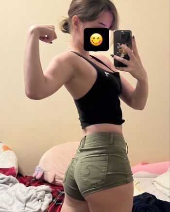 Full leaked Akofuwaa private onlyfans photo