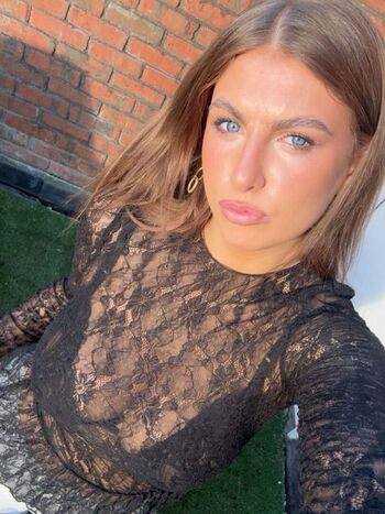 Ali.leahy