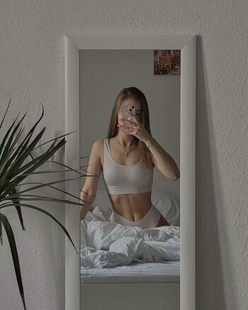 Full leaked Alinazaozerskaya private onlyfans photo
