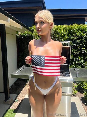 Allie_Dunn