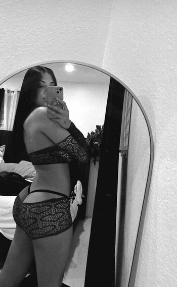 Full leaked Allysonpernas private onlyfans photo