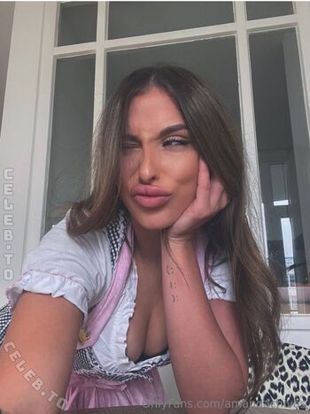 Full leaked Amanda chivas private onlyfans photo