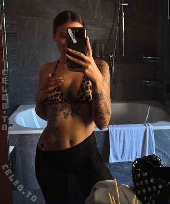 Full leaked Amanda chivas private onlyfans photo