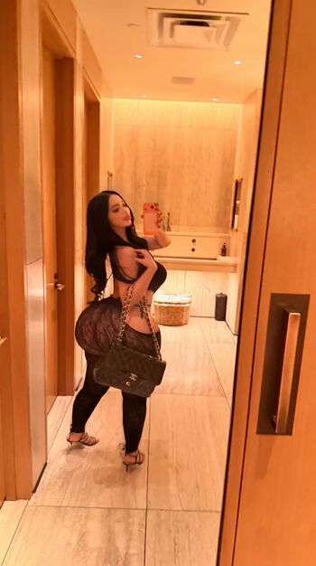 Full leaked Ambernyy private onlyfans photo