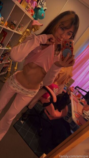 Full leaked Amiipie page private onlyfans photo