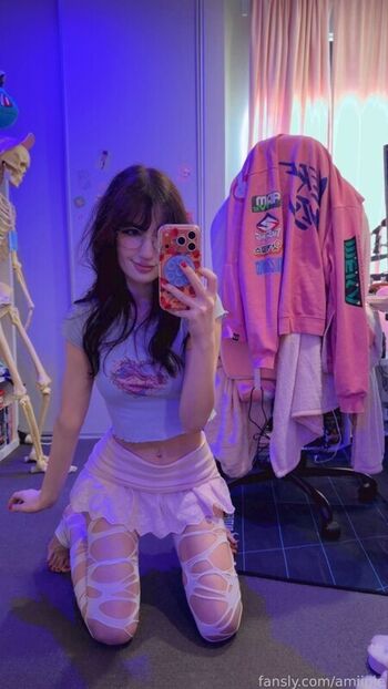 Full leaked Amiipie private onlyfans photo