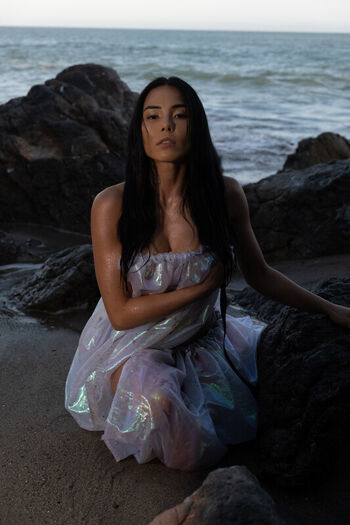 Anna Akana