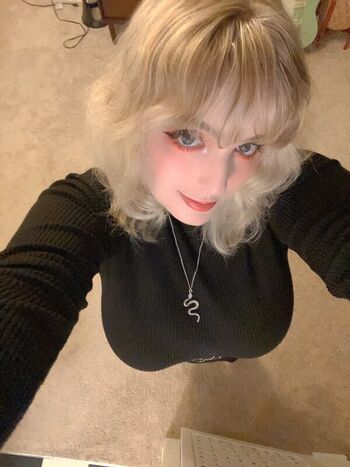 Full leaked Aretteepls private onlyfans photo