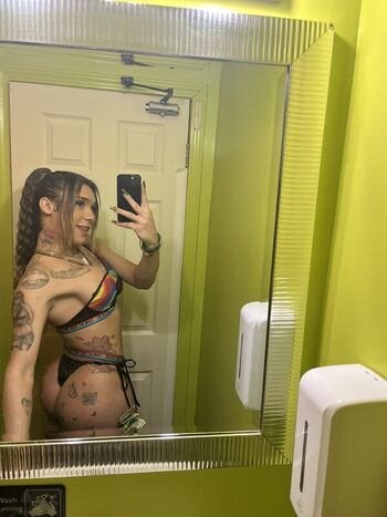 Full leaked Ashleycreamsssss private onlyfans photo