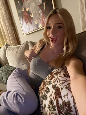 Full leaked Maddy mrozla/ private onlyfans photo