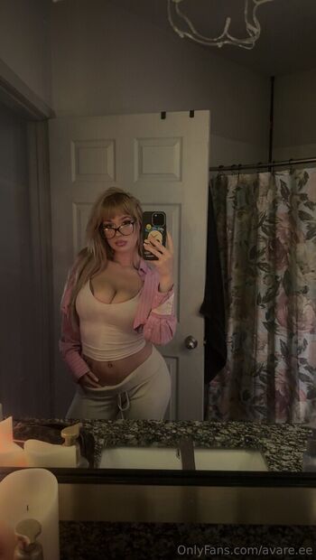 Full leaked Avaree ee private onlyfans photo
