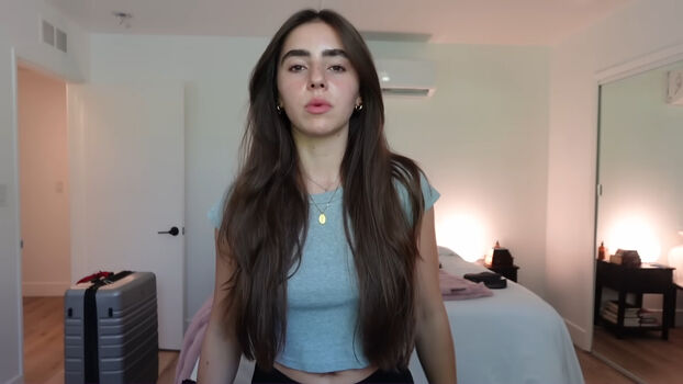 Full leaked Avia butler page private onlyfans photo