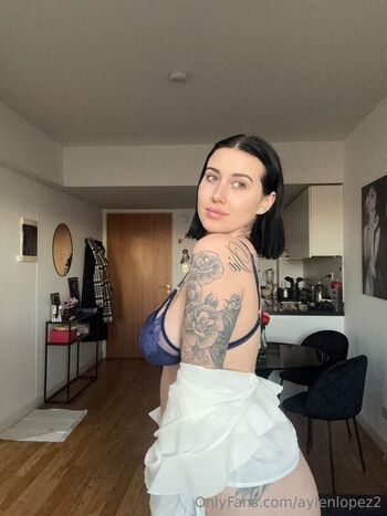 Full leaked Aylenlopez private onlyfans photo
