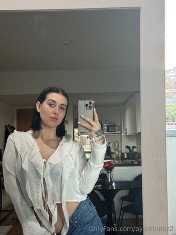 Full leaked Aylenlopez private onlyfans photo