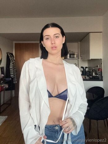 Full leaked Aylenlopez private onlyfans photo