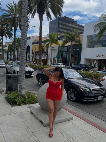 Full leaked Ayushaaaa private onlyfans photo