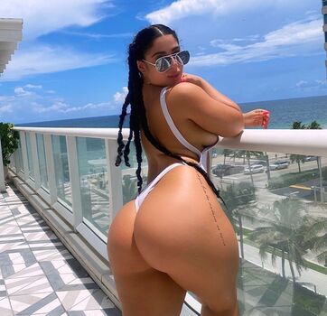 Full leaked Badlilshego private onlyfans photo