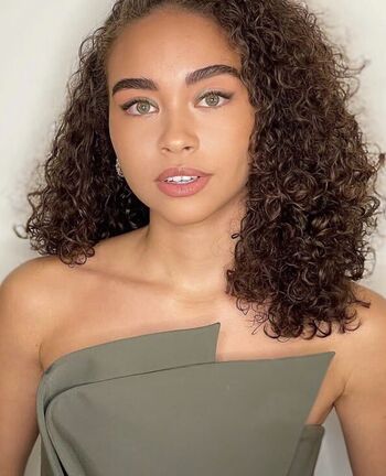 Full leaked Bailey bass private onlyfans photo