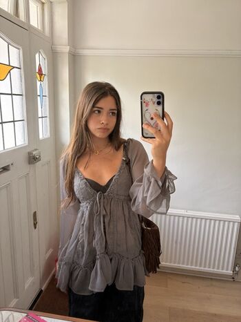 Full leaked Bighazeleyeddoe private onlyfans photo