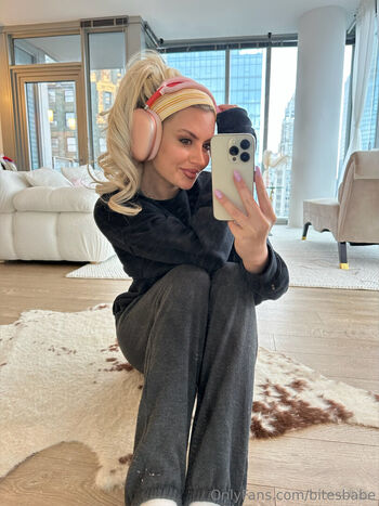 Full leaked Bitesbabe private onlyfans photo