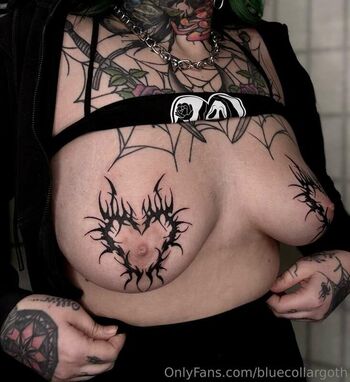 Full leaked Bluecollargoth private onlyfans photo