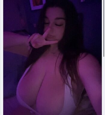 Full leaked Bronte white private onlyfans photo