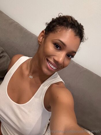 Full leaked Brookliyn wren  page private onlyfans photo