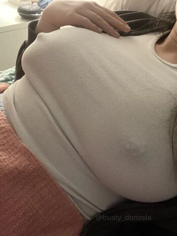Full leaked Busty donzela private onlyfans photo