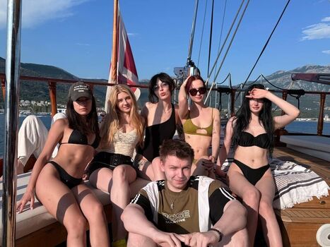 Full leaked By owl private onlyfans photo