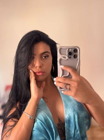 Full leaked Callmegeorgette private onlyfans photo