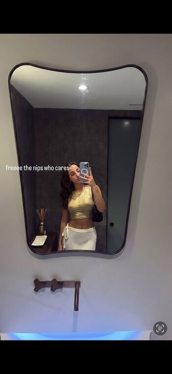Full leaked Carlysus private onlyfans photo