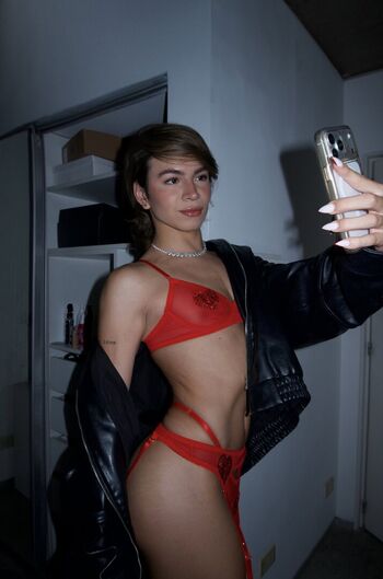 Full leaked Caroficialok private onlyfans photo