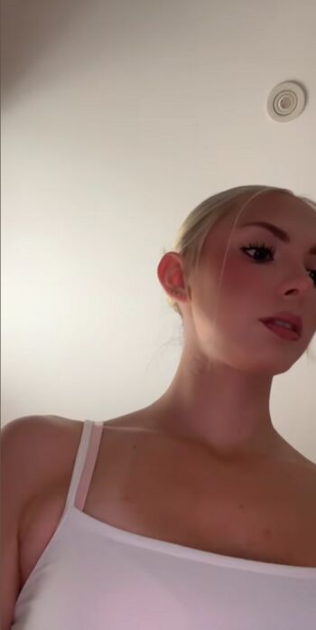 Full leaked Carolina firkowski private onlyfans photo