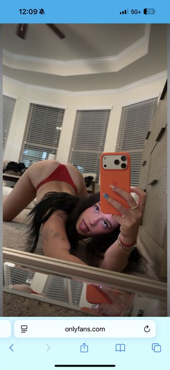 Full leaked Caty moore private onlyfans photo
