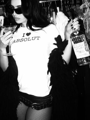 Full leaked Charli xcx private onlyfans photo