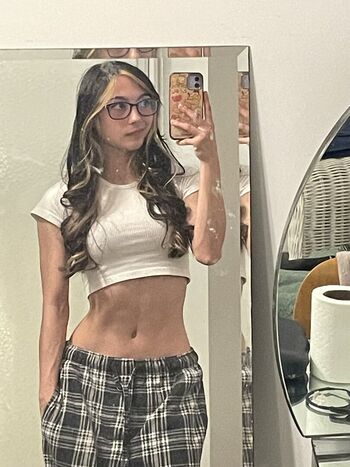 Full leaked Chelseayea private onlyfans photo