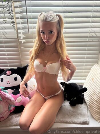 Full leaked Chloeinprivate private onlyfans photo