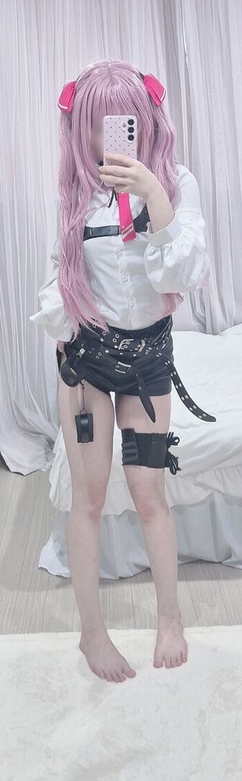 Full leaked Who is this / private onlyfans photo