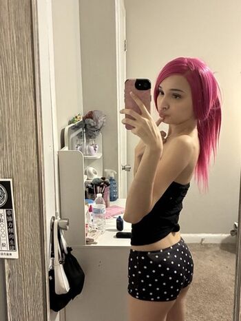Full leaked Cokeewhoree private onlyfans photo