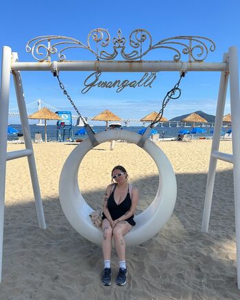 Full leaked Btwiamlola private onlyfans photo