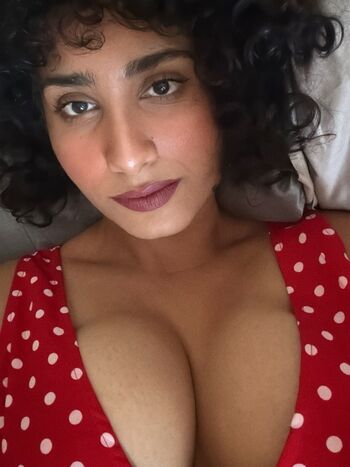 Full leaked Curlywurdy private onlyfans photo