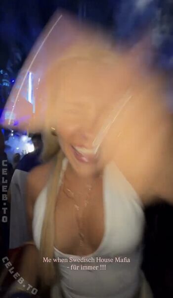 Full leaked Dagi bee private onlyfans photo