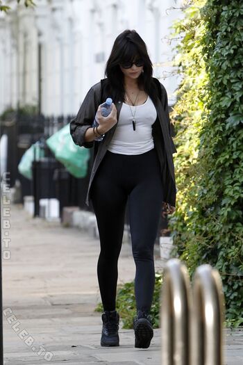 Full leaked Daisy lowe page private onlyfans photo