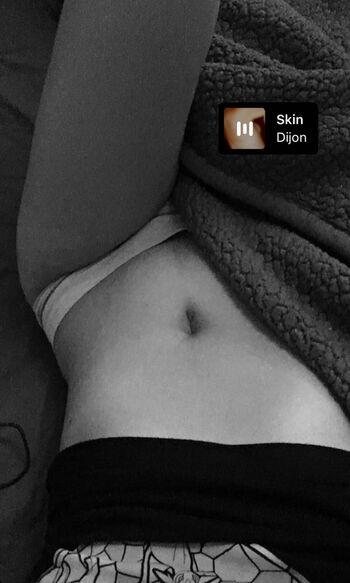 Full leaked Daisybegin private onlyfans photo