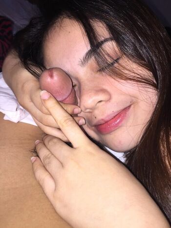 Danica Olandres