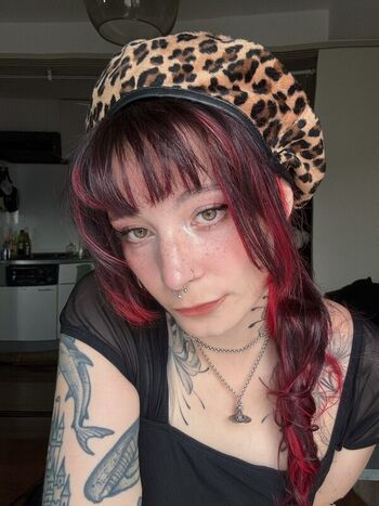 Full leaked Deadmiette private onlyfans photo